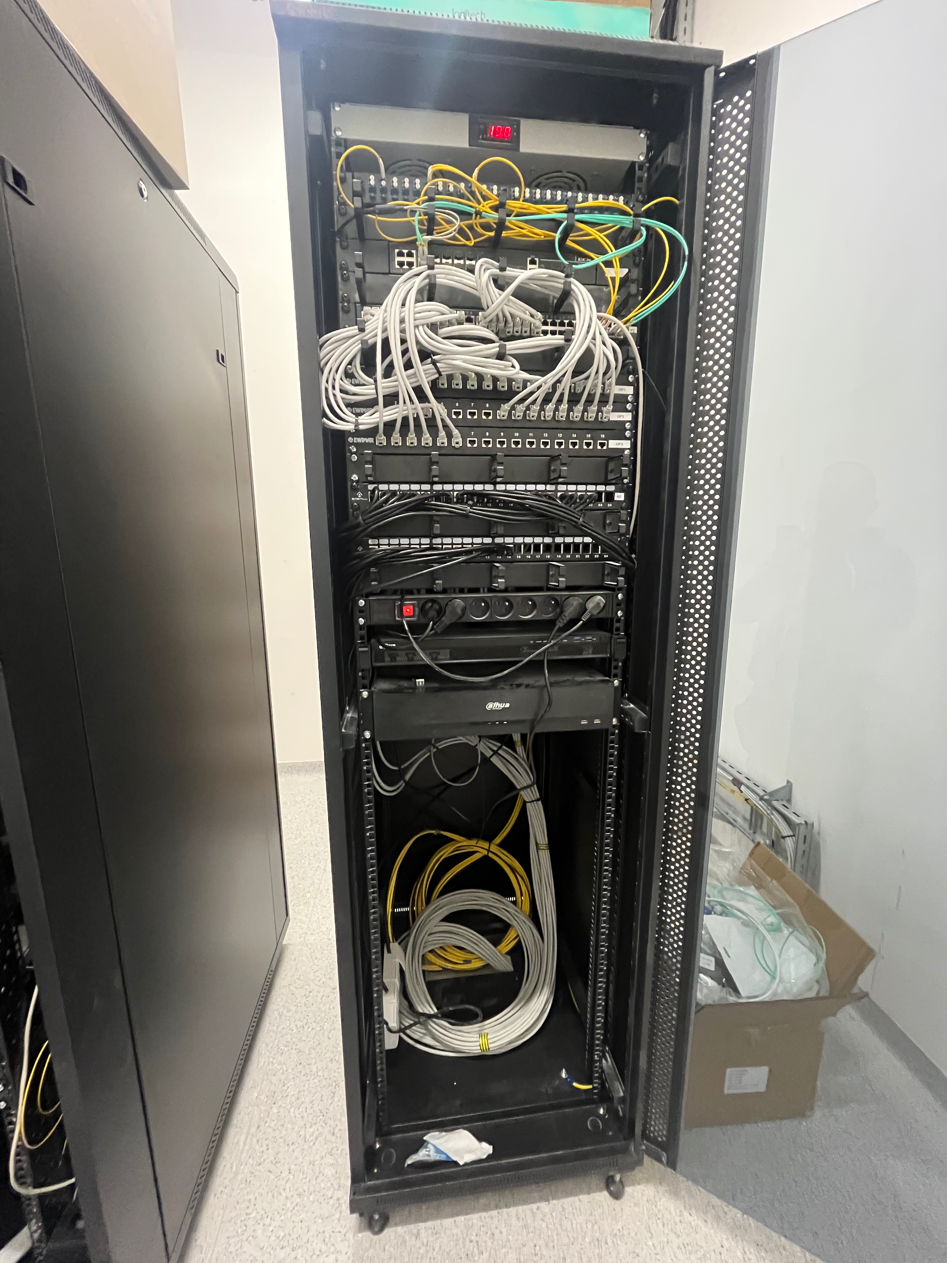 Inteligentny dom - Projekt 4